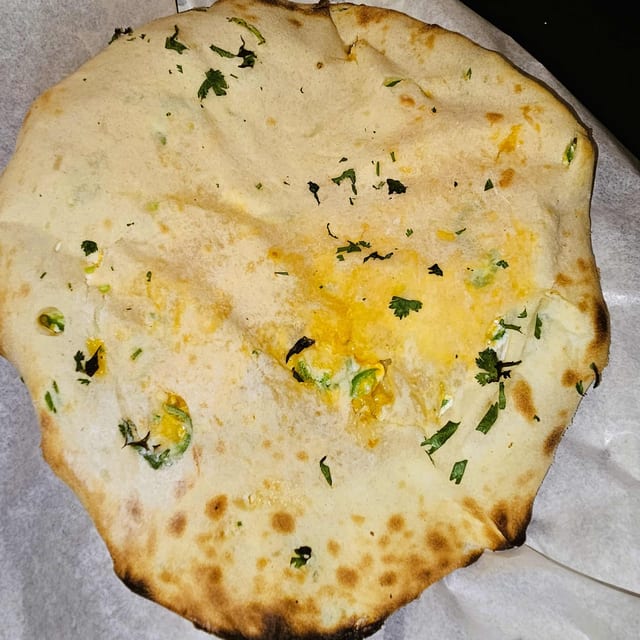 Chili Cheese Nan.